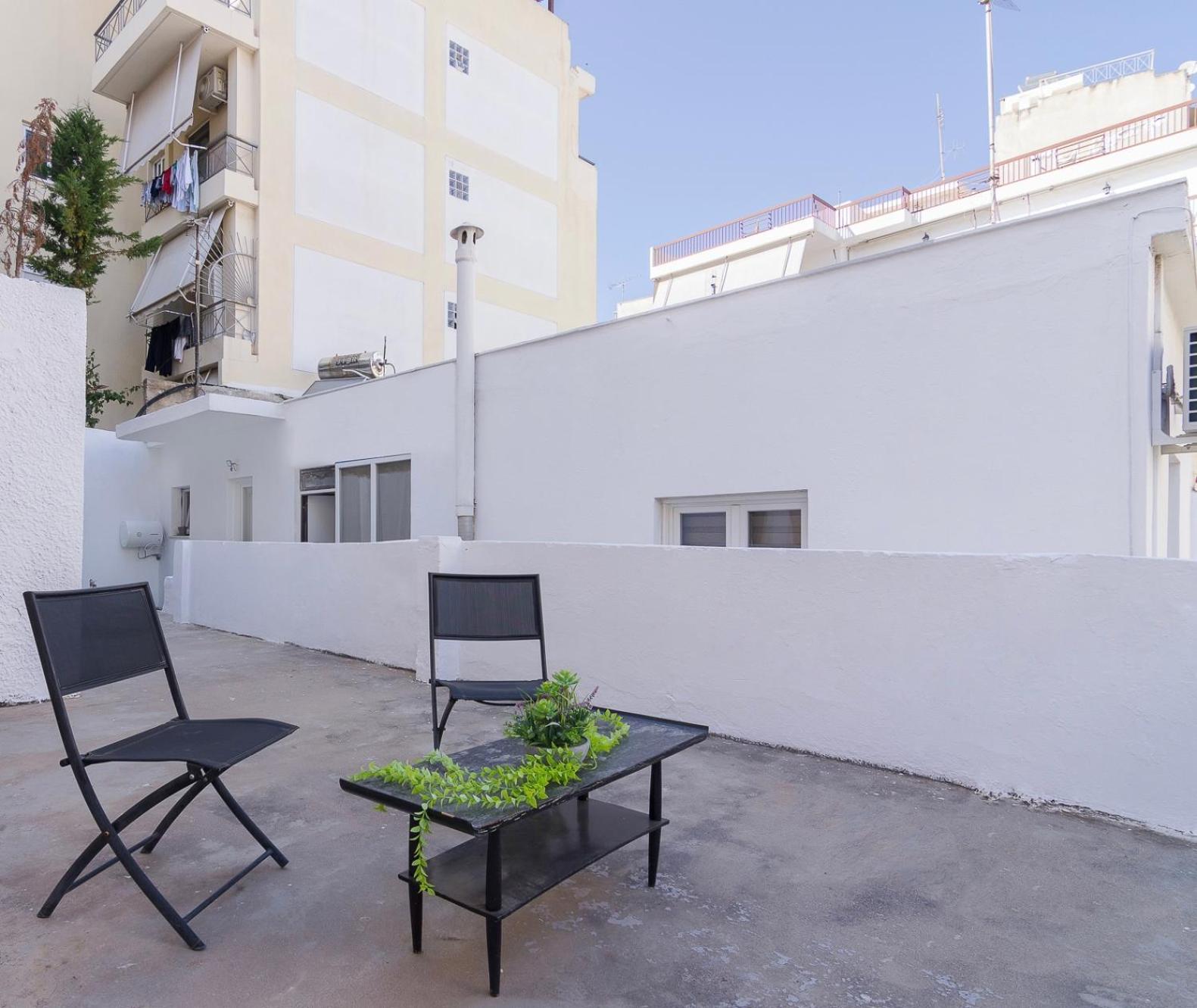 Apartment Renovated Panorama Loft: Terrace Gem